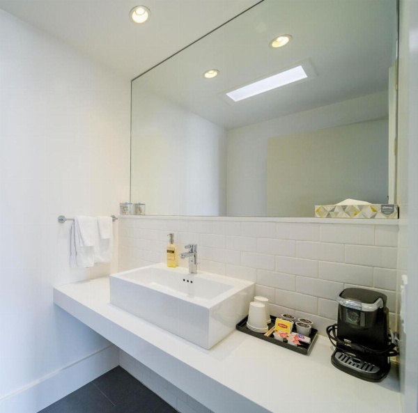 Beck's Motor Lodge image 19